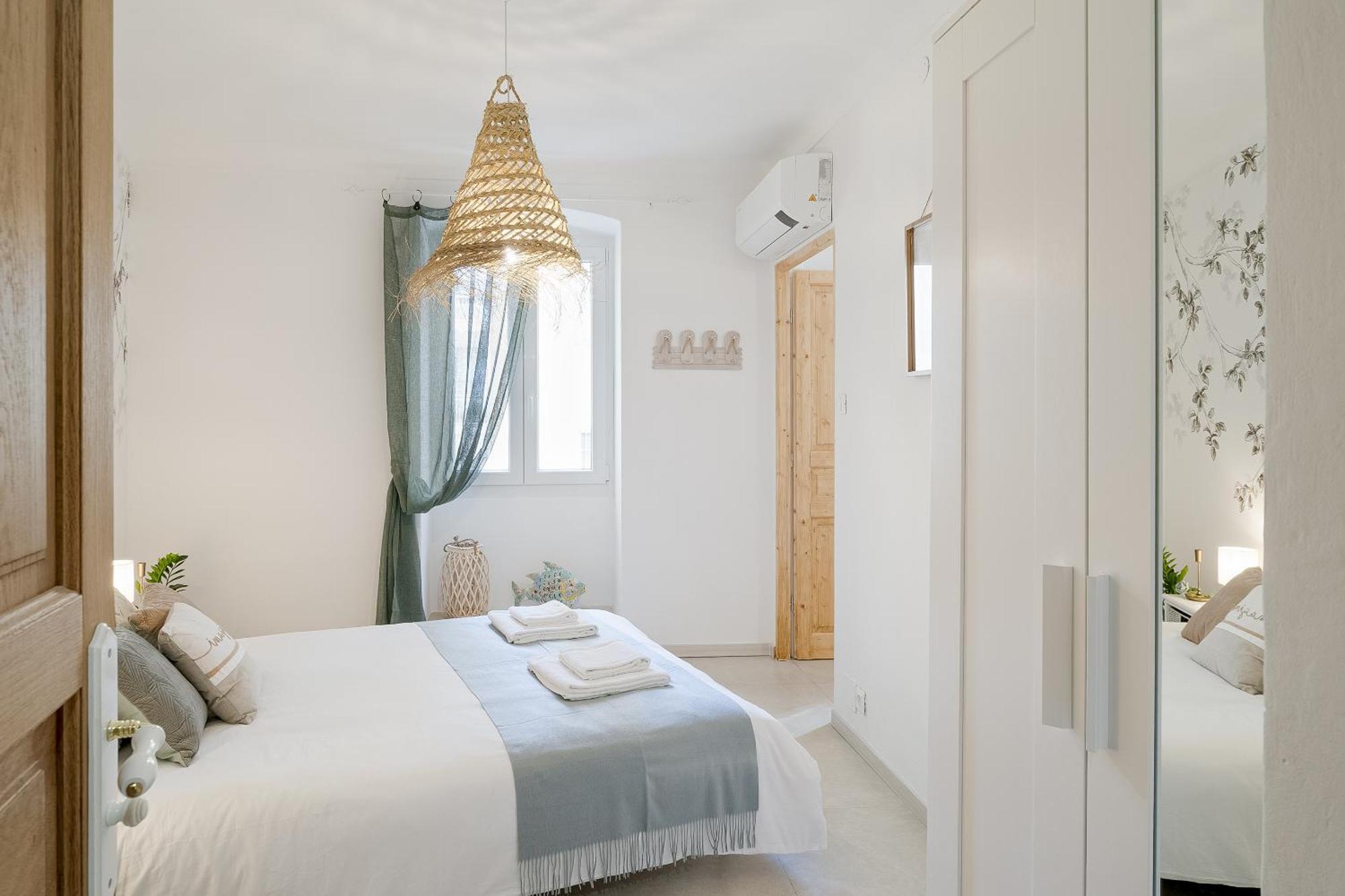 Azurea Home Central & Roomy Flat Sanremo Exterior photo