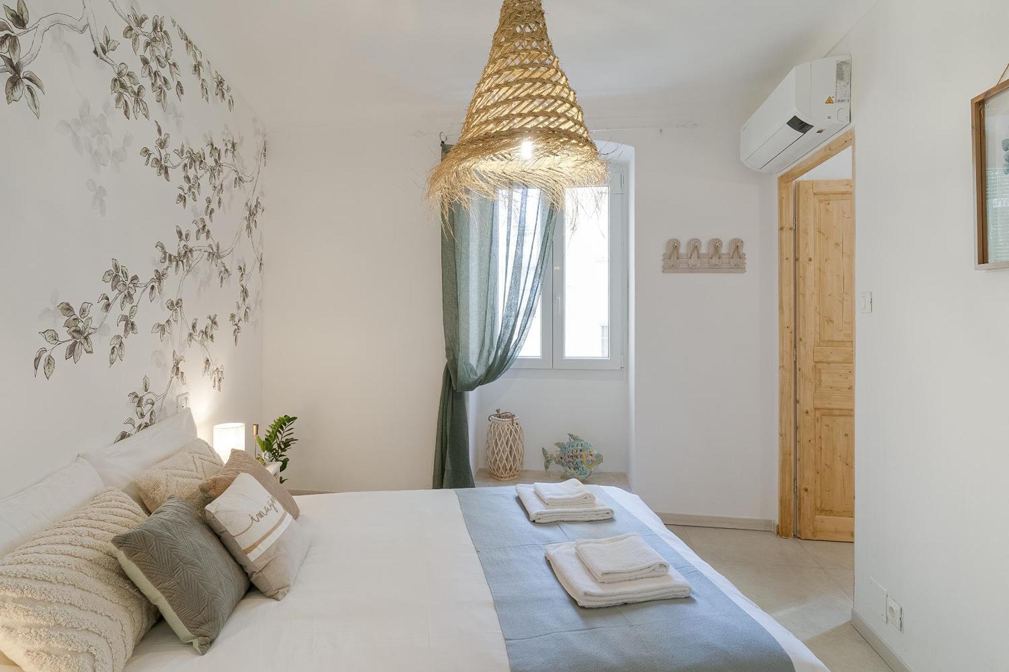 Azurea Home Central & Roomy Flat Sanremo Exterior photo